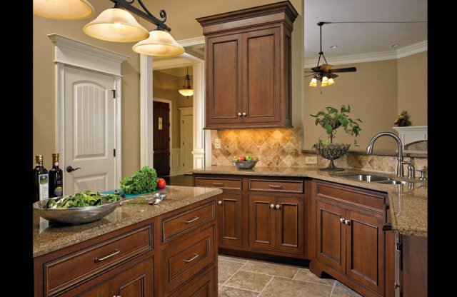 Bishop Cabinets - Traditional