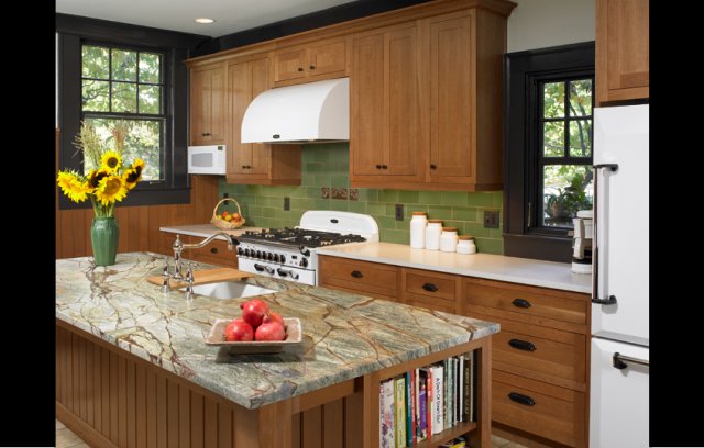 Bishop Cabinets - Traditional