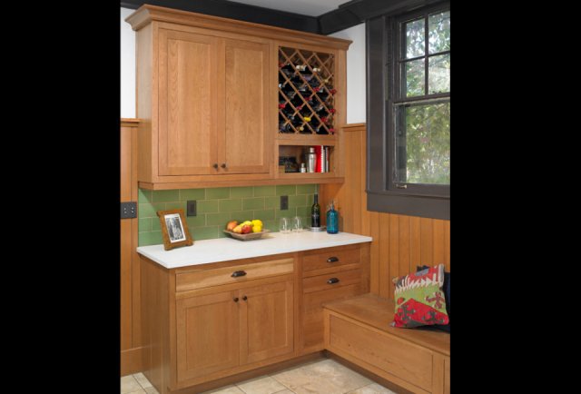 Bishop Cabinets - Traditional