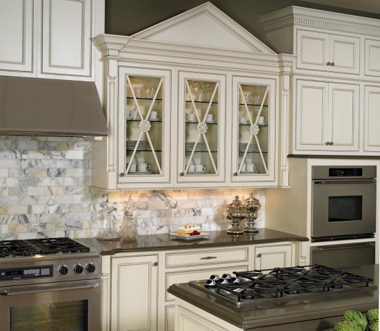 Bishop Cabinets - Traditional