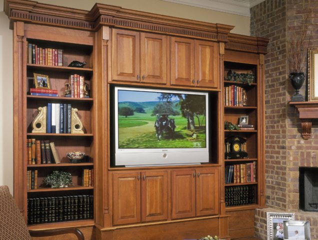 Bishop Cabinets - Traditional