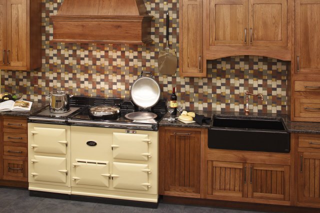 Bishop Cabinets - Traditional