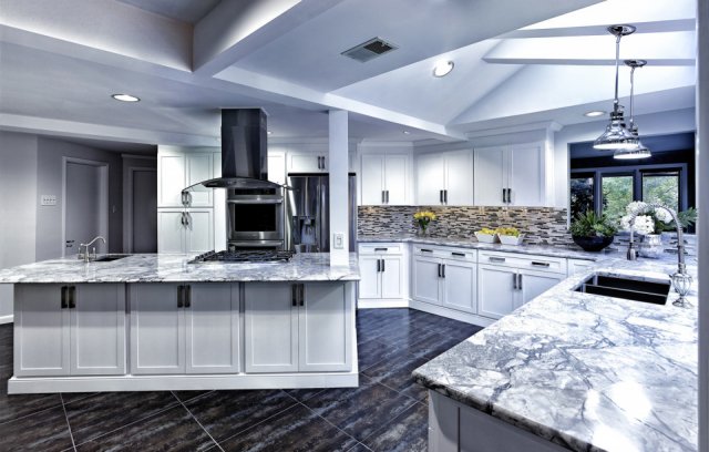 Bishop Cabinets - Traditional
